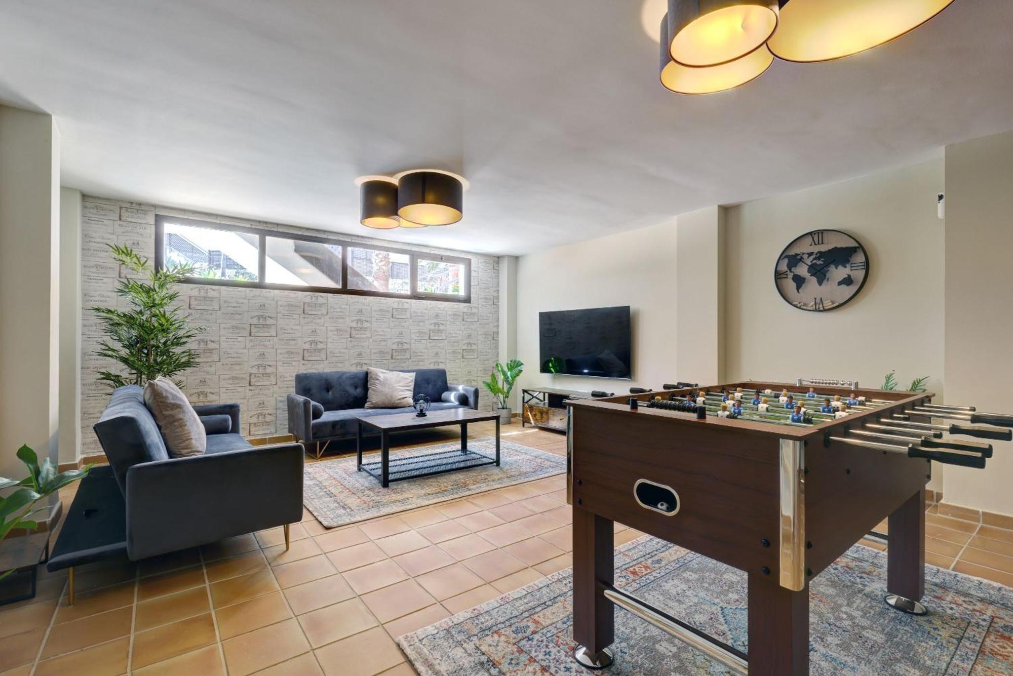 Spacious And Modern House In Riviera, Mijas, Costa Del Sol, 15min From Marbella Casa de Férias